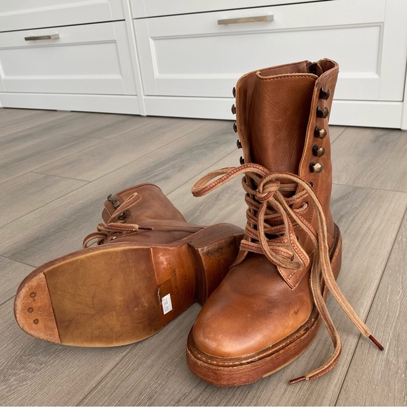 FREE PEOPLE LEATHER BOOTS - Picture 3 of 7